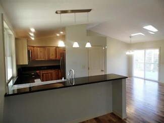 475 Natchez Ln, Sugar Grove, OH 43155