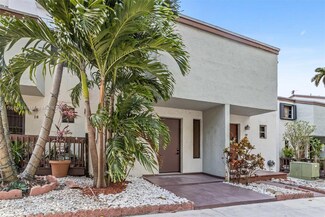 1901 NW South River Dr Unit 19B, Miami, FL 33125