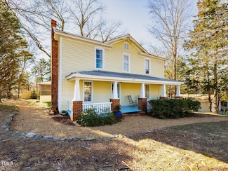 298 E Salisbury St, Pittsboro, NC 27312