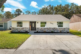 2806 Cedaridge Dr, Tampa, FL 33618