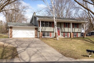 13235 Highview Dr, Burnsville, MN 55337