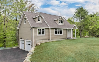 606 Alton Mountain Rd, Alton, NH 03810