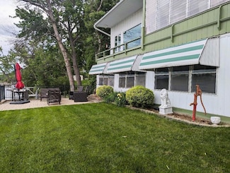 15 5th St, Newport, MN 55055