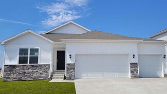 1380 NW Brandywine Ln, Waukee, IA 50263