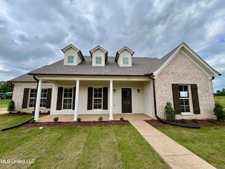 2111 Scott Meadows Ln, Hernando, MS 38632