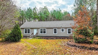 243 Rolling Hills Rd, Skipwith, VA 23968