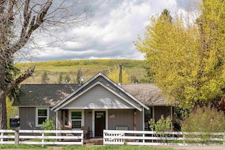 2651 Fruitvale Glendale Rd, Fruitvale, ID 83612
