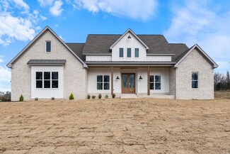 8 Lowell Ln, Greenbrier, AR 72058