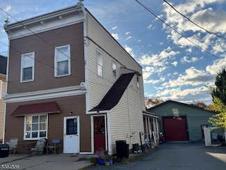 74 Main St, Stanhope, NJ 07874