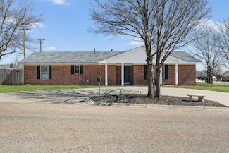 227 Inverness St, Borger, TX 79007