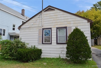 57 E End Ave, Buffalo, NY 14225