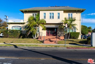 6254 S Van Ness Ave, Los Angeles, CA 90047