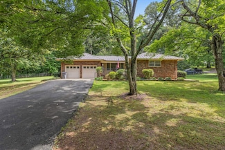 365 County Road 230, Florence, AL 35633