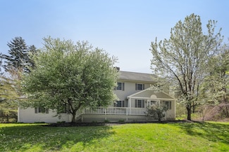 89 Brush Hill Rd, Sherborn, MA 01770