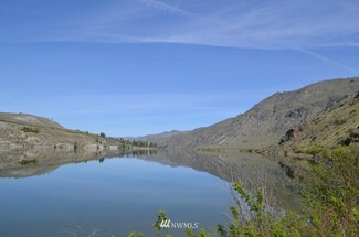 271 N Shore Dr, Orondo, WA 98843