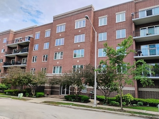 1675 Mill St Unit 505, Des Plaines, IL 60016