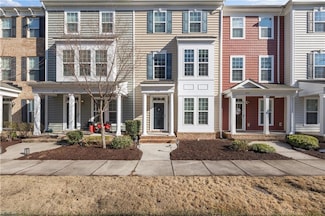270 Paradise Dr, Portsmouth, VA 23701