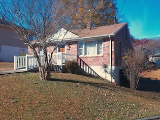 231 S Raleigh Ct, Danville, VA 24540