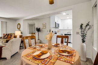 2700 Lawrence Crossley Rd Unit 69, Palm Springs, CA 92264
