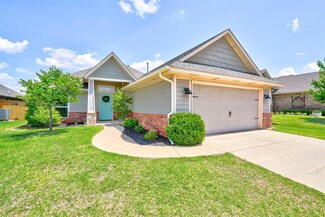 18708 Maidstone Ln, Edmond, OK 73012