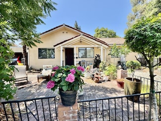 1913 W Middlefield Rd, Mountain View, CA 94043
