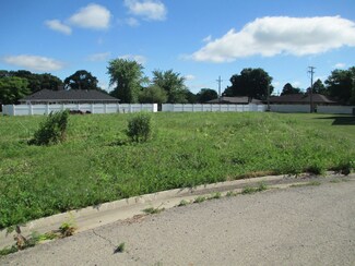93 Sunset Blvd, Oglesby, IL 61348