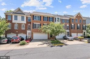 4036 Royal Lytham Dr, Fairfax, VA 22033