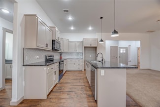 2325 Greys Harbor Rd, Blanchard, OK 73010