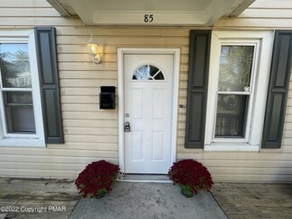 85 N 2nd St, Stroudsburg, PA 18360