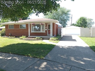 8283 Christine St, Warren, MI 48093