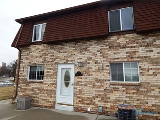 738 Fairway Dr Unit 18, Wauseon, OH 43567