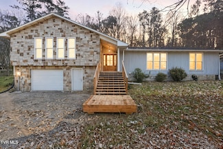 947 French Mill Rd, Dandridge, TN 37725