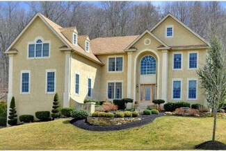 26 Strickland Way, Glen Mills, PA 19342