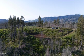 32 NE Highland Rd, Otis, OR 97368