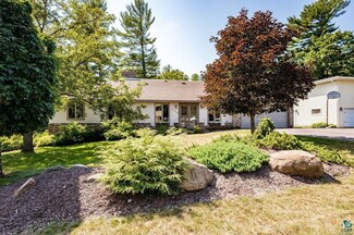 2033 Woodhaven Ln, Duluth, MN 55803