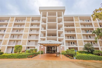 2751 N Palm Aire Dr Unit 310, Pompano Beach, FL 33069