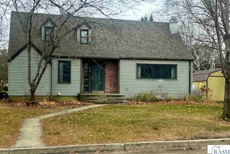 118 S 7th St, Saint Peter, MN 56082