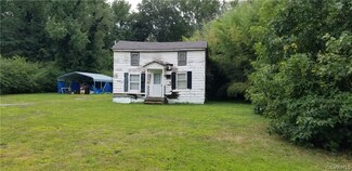 8128 W River Rd, Aylett, VA 23009