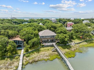 5506 Fredeen Ct, Emerald Isle, NC 28594