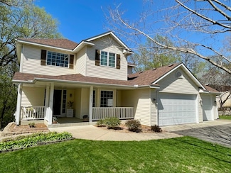 4167 Hallgren Ln, Excelsior, MN 55331