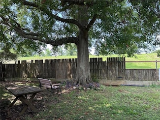 8 Glenwood Ave, New Orleans, LA 70123