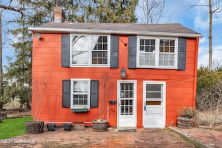89 Middletown Rd Unit Rear, Holmdel, NJ 07733
