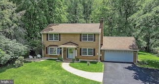 11503 Vale Rd, Oakton, VA 22124