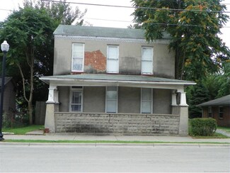 421 W Market St, Jeffersonville, IN 47130
