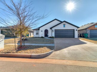 3828 NW 177th St, Edmond, OK 73012
