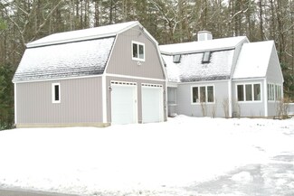 42 N Curtisville Rd, Concord, NH 03301