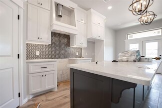 4308 NW 158th St, Edmond, OK 73013