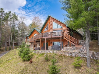 3717 Chain O Lakes Rd, Eagle River, WI 54521