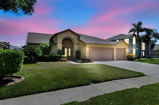 4964 Edgewater Ln, Oldsmar, FL 34677
