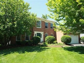 4007 Schillinger Dr, Naperville, IL 60564